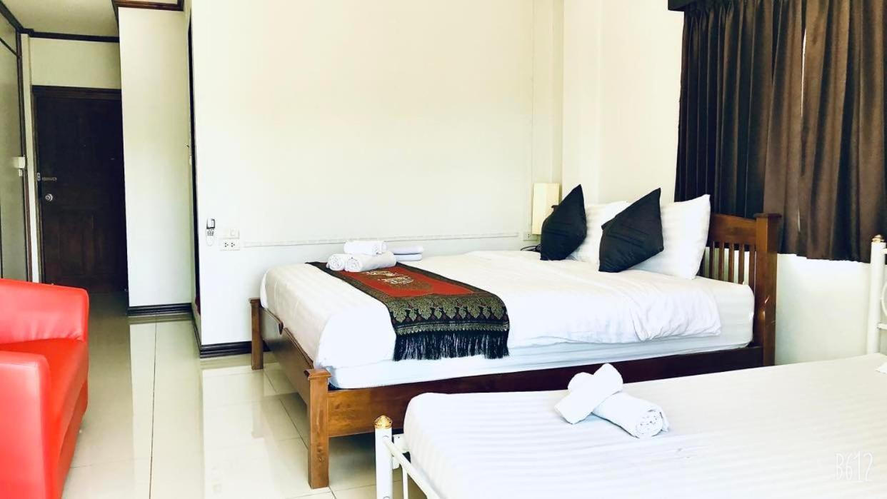 Hotel Ez House à Sukhothaï Extérieur photo