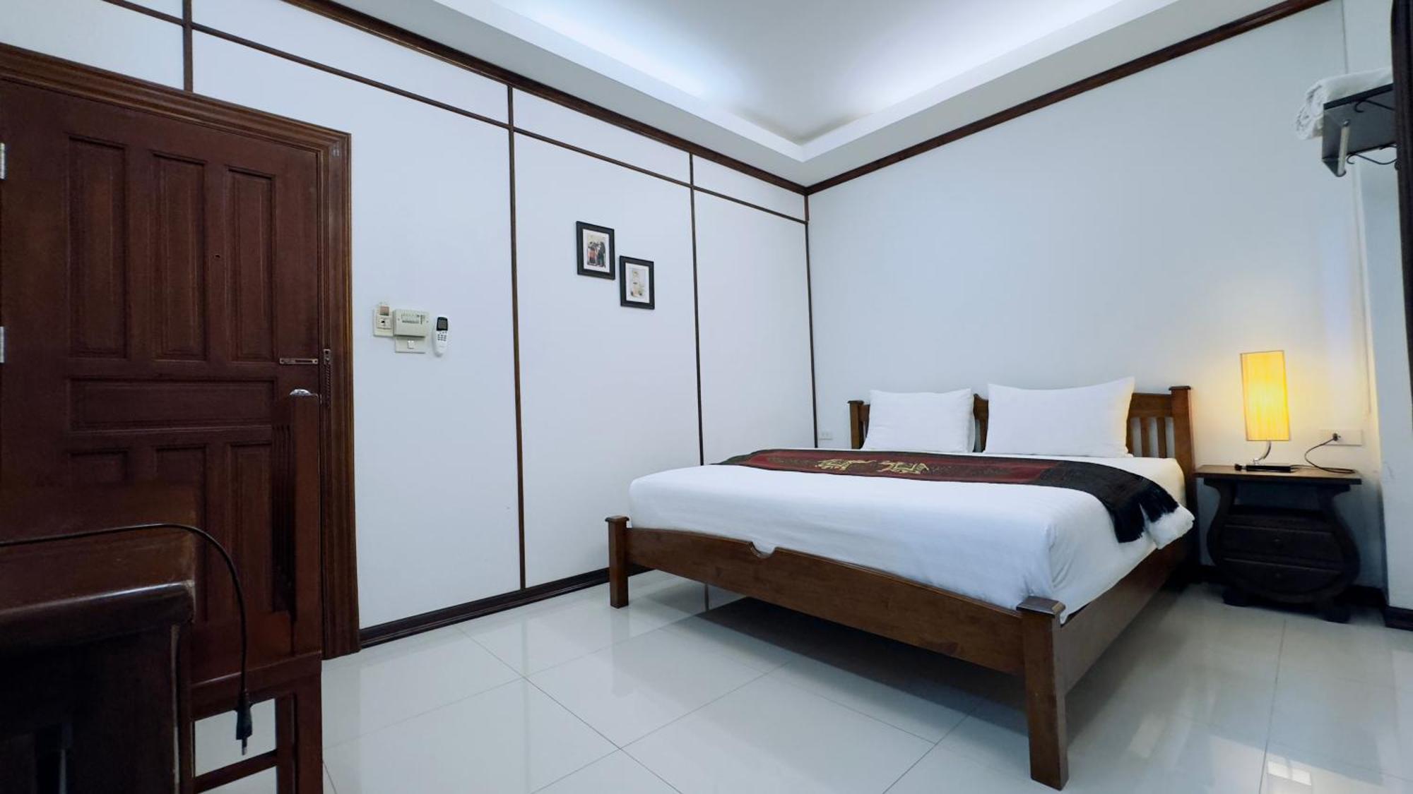 Hotel Ez House à Sukhothaï Extérieur photo