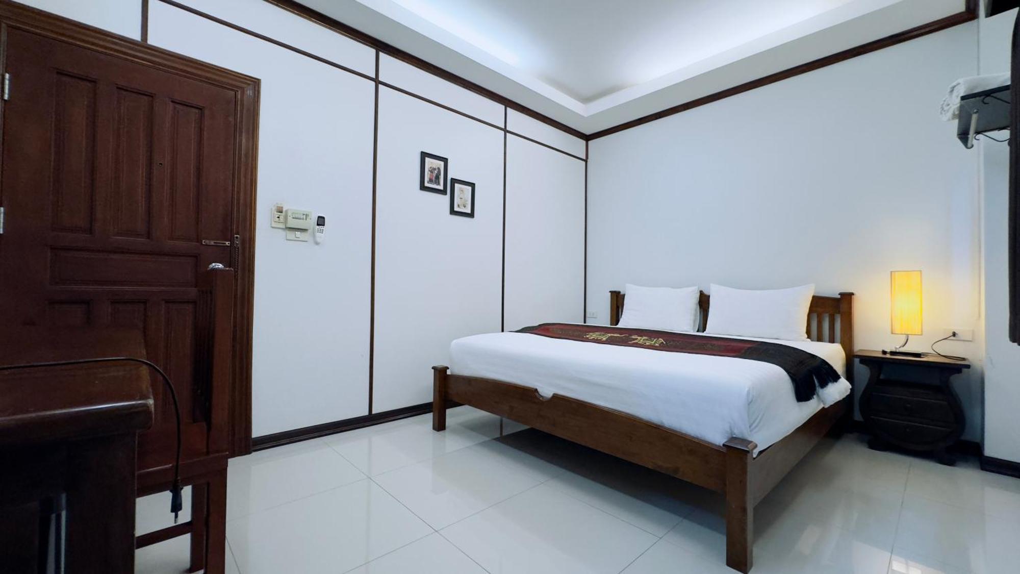Hotel Ez House à Sukhothaï Extérieur photo